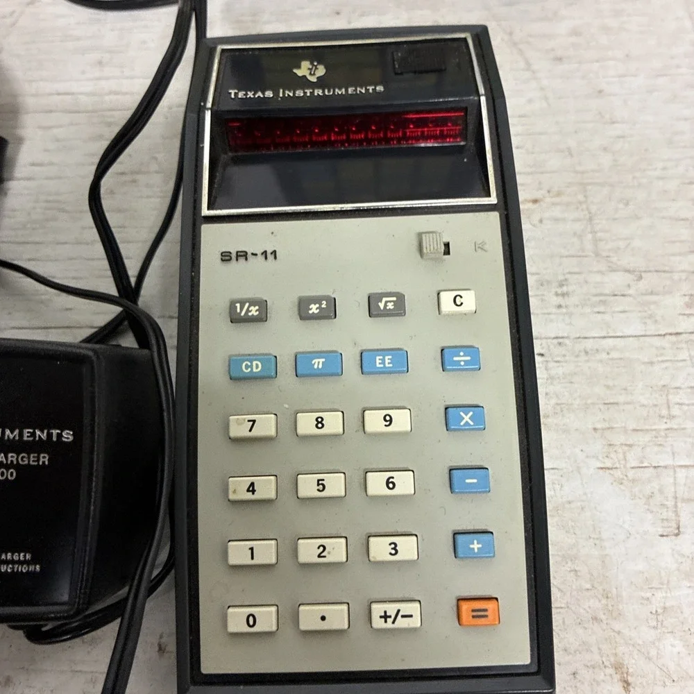 TEXAS INSTRUMENTS SR- 11 CALCULATOR CASE CHARGER BOX -FOR PARTS REPAIRS